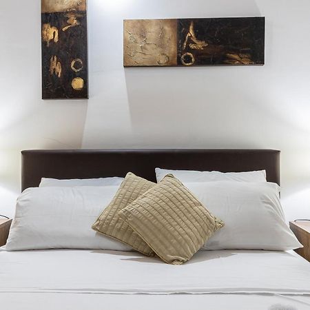 Seafront - Top Location, Top Floor With Wifi & Ac By 360 Estates La Valeta Exterior foto