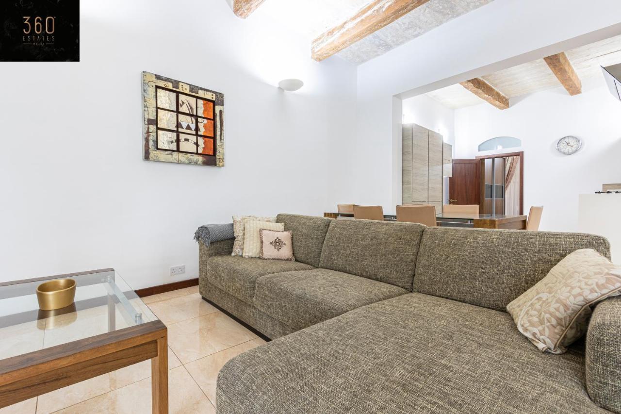 Seafront - Top Location, Top Floor With Wifi & Ac By 360 Estates La Valeta Exterior foto