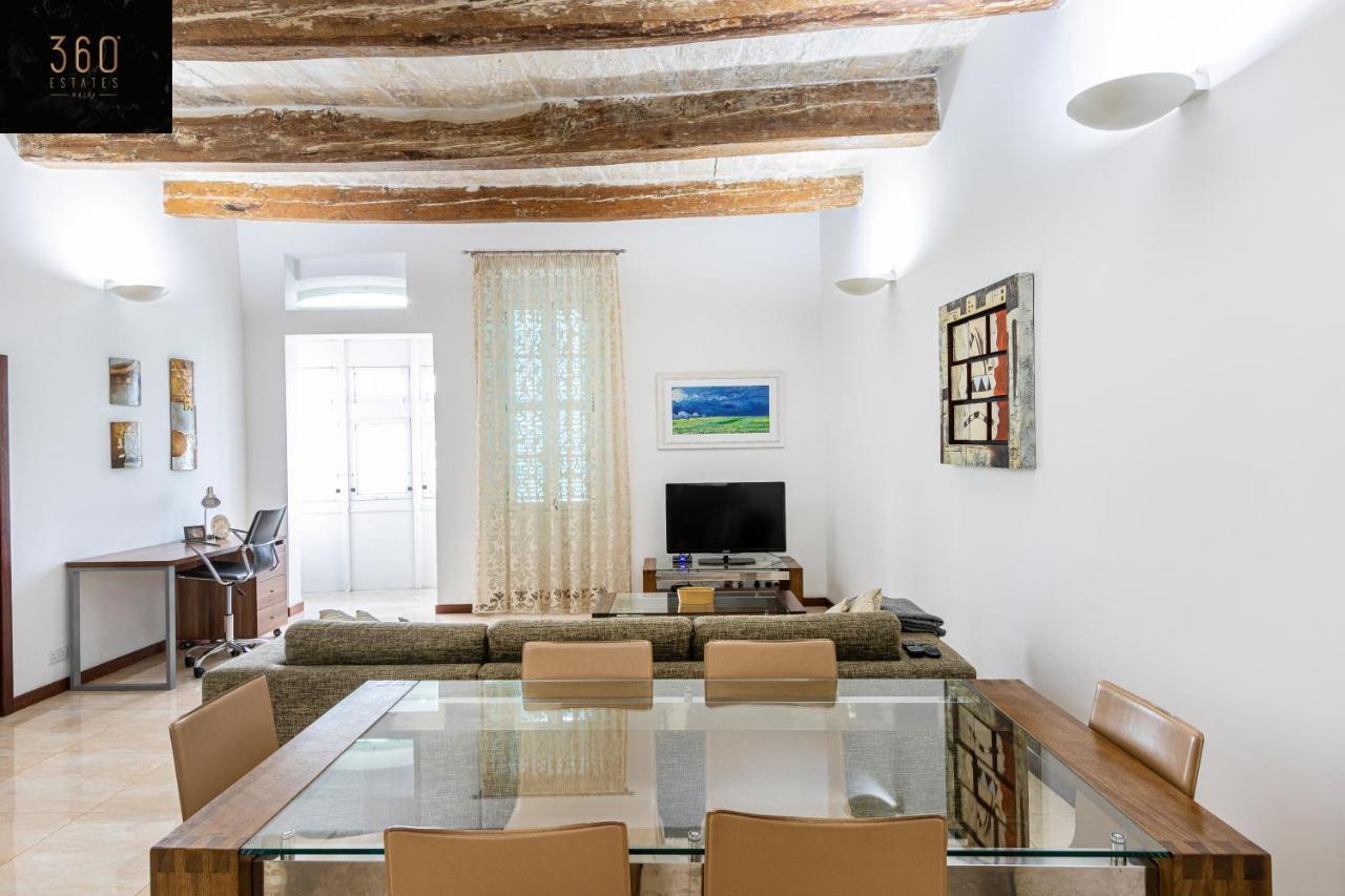 Seafront - Top Location, Top Floor With Wifi & Ac By 360 Estates La Valeta Exterior foto