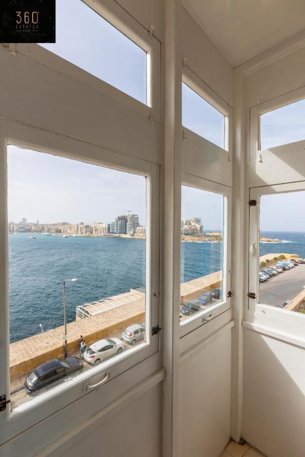 Seafront - Top Location, Top Floor With Wifi & Ac By 360 Estates La Valeta Exterior foto